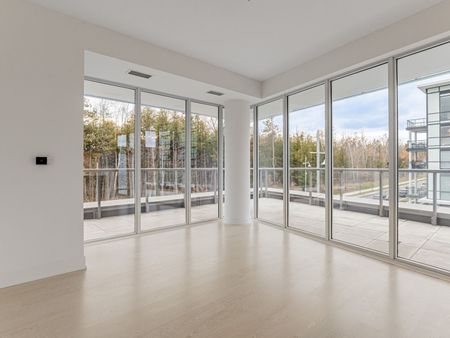 For Lease - 333 Sunseeker Avenue Unit# 301, Innisfil, Ontario - Photo 3