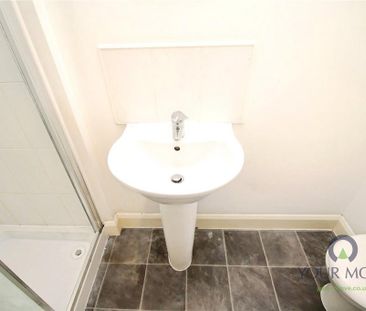 3 bedroom end of terrace house to rent - Photo 1