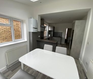 Room in a Shared House, Marsala Road, SE13 - Photo 5