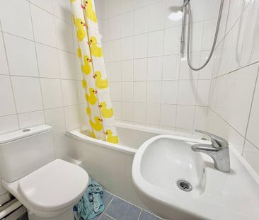 Studio to rent - Photo 5