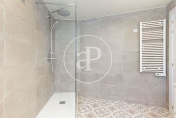 Penthouse for rent with Terrace in San Francesc (Valencia)