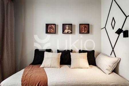 3 room luxury Apartment for rent in Barcelona, Spain - Photo 2