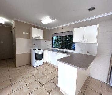 Coastal Charm! - Photo 5