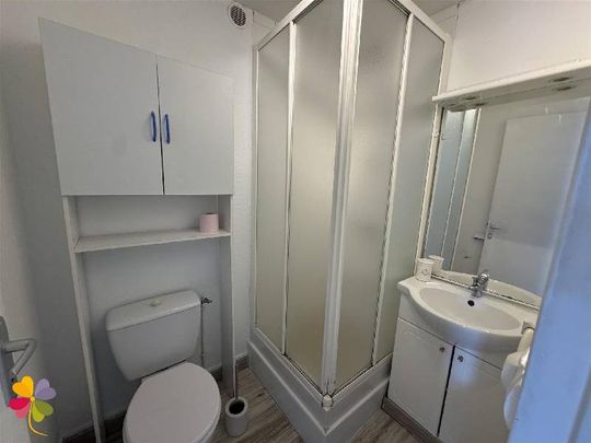 Location Appartement 1 pièce 32m² CHERBOURG-EN-COTENTIN 50100 - Photo 1