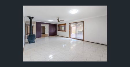 This immaculate home has everything to offer the growing family. - Photo 2