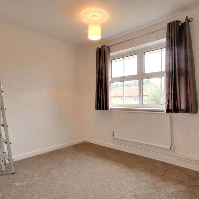 2 bedroom maisonette to rent - Photo 1