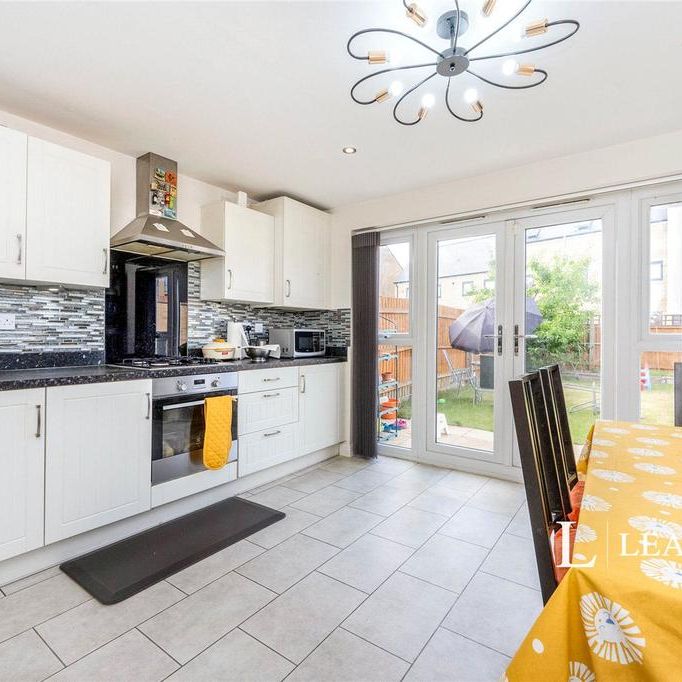 4 bedroom house to rent - Photo 1