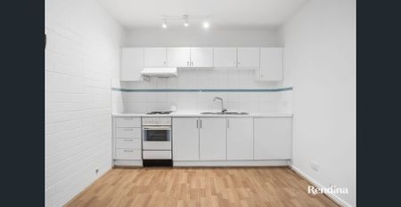 GREAT, CONVENIENT LOCATION - Photo 5