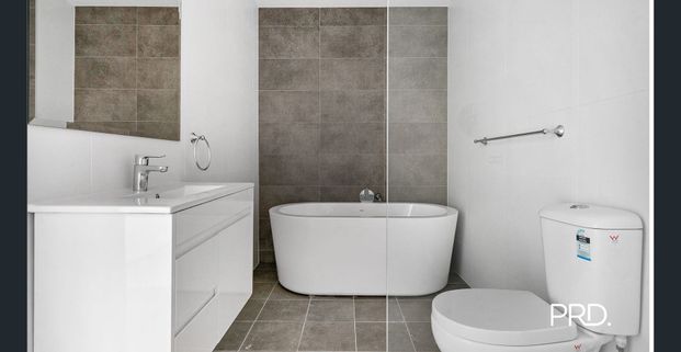 Modern Three-Bedroom Home in a Prime Lifestyle Location - Photo 1