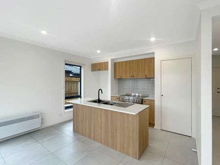 3 Smythe Avenue, Mernda VIC 3754 - Photo 3
