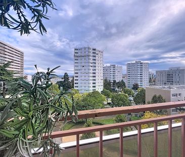 Appartement T4 près de RILLIEUX LA PAPE à louer - Photo 4