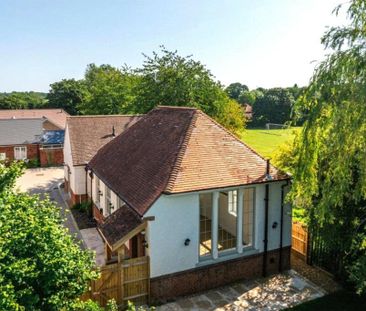 2 bedroom bungalow to rent - Photo 3