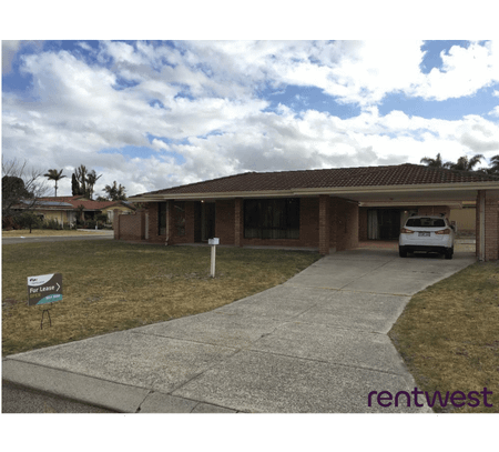 8/31 Third Avenue, Kelmscott, WA 6111 - Photo 2