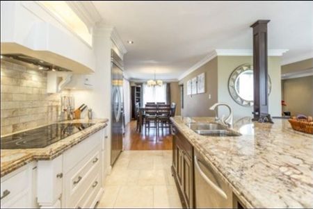 For Lease - 5291 Thornwood Drive, Mississauga, Ontario - Photo 4