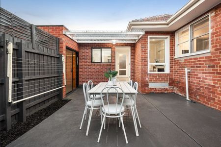 MCKINNON SECONDARY SCHOOL ZONE - Photo 5