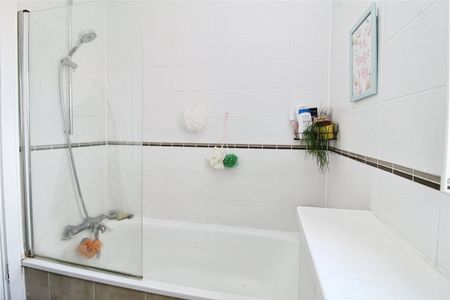 Masons Avenue, Croydon, CR0 9WX - Photo 3