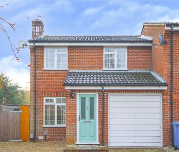 3 bedroom end of terrace house to rent - Photo 4