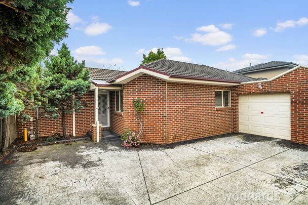 Spacious three-bedroom unit - Photo 1