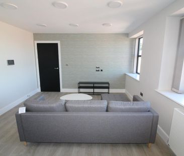 2 bedroom House To Let - Photo 1