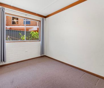 Home For Rent - Photo 4