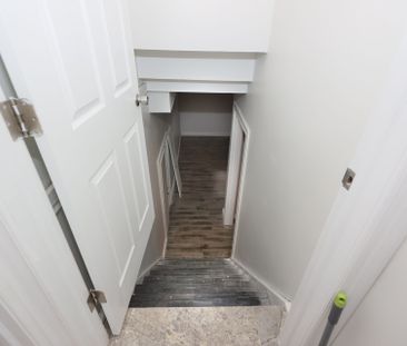 For Lease - 246 Hodgson Drive, Newmarket, Ontario - Photo 1