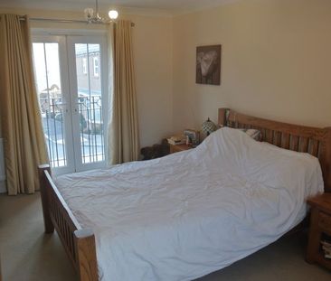 Monxton Place, Sherfield-on-Loddon - Photo 4