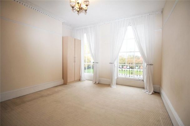 5 bedroom end of terrace house to rent - Photo 1