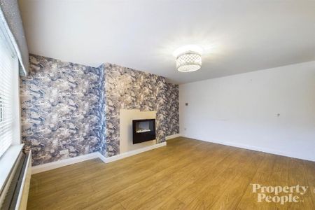 18 Lancaster Street, Belfast, BT15 1EZ - Photo 2