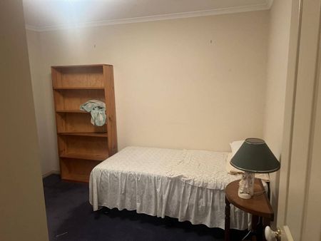 2 Bedroom Unit - Photo 4