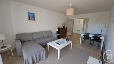 Location Appartement 3 pièces 79m² LE GOLFE JUAN 06220 - Photo 3