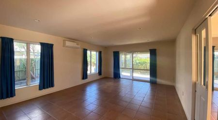 Great Family Home - Photo 3