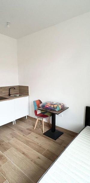 Location Appartement 1 pièce 16m² FAMARS 59300 - Photo 1