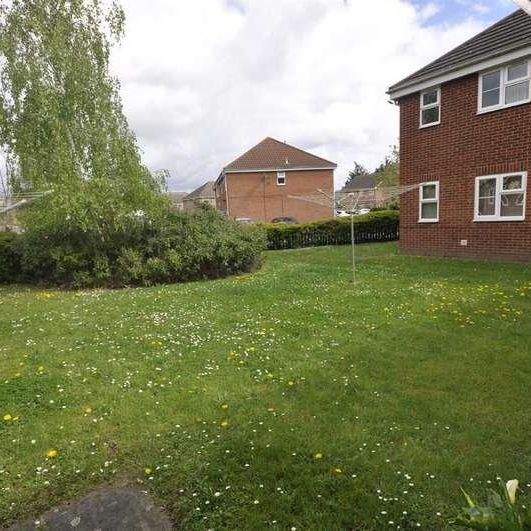 Wallers Close, Dagenham, RM9 - Photo 1