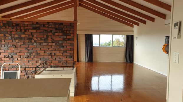 Property Management85A Colwill Road, Massey East - House for Rent - Photo 1