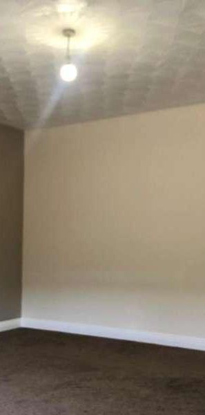 Gwern Avenue, Senghenydd, Caerphilly, CF83 - Photo 1