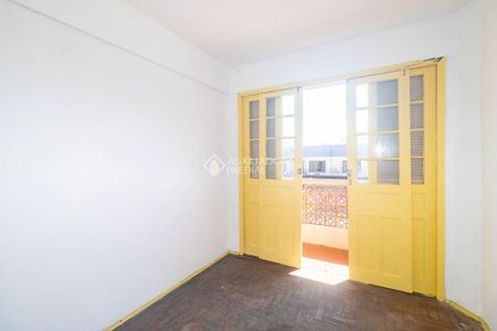 Apartamento com 2 quartos e 80m² para alugar em São Geraldo, Porto Alegre. - Foto 5