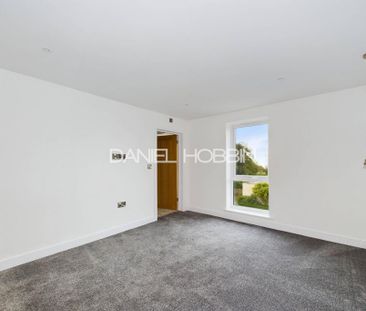 2 bedroom ground floor flat to rent - Photo 1