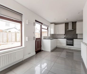 57 Laurelhill Road, LISBURN, BT28 2UH - Photo 6