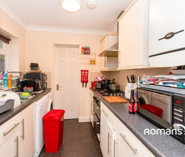 4 bedroom detached house to rent - Photo 6