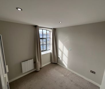 Neath Road, Hafod, Swansea. SA1 2LF - Photo 2