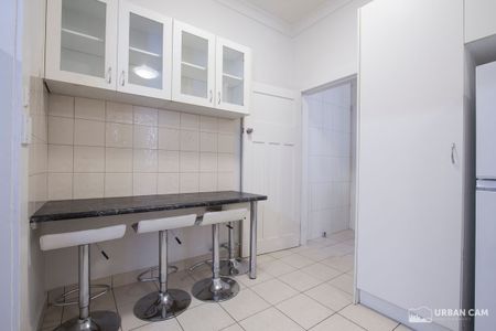 2/25 Mackenzie Street, Bondi Junction, NSW 2022 - Photo 4