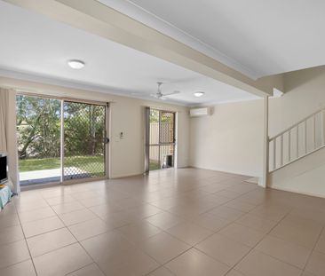 Secure & Spacious Townhouse in Convenient Merrimac Location - Photo 2