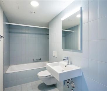 Living in a modern environment - Photo 5