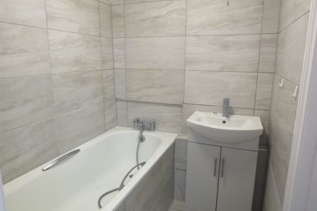 Market Street - Photo 2