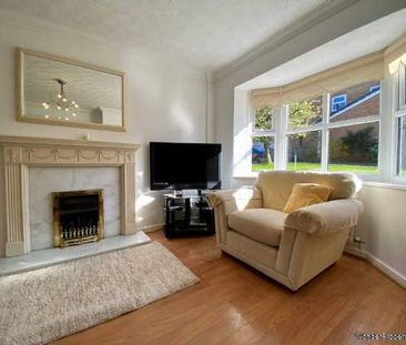 3 bedroom property to rent in Bury - Photo 6