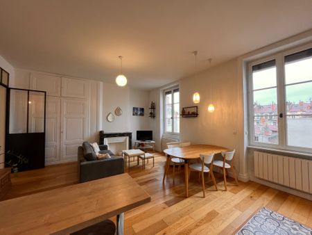 Location Appartement 2 pièces 54m² LYON 7ème - Photo 2