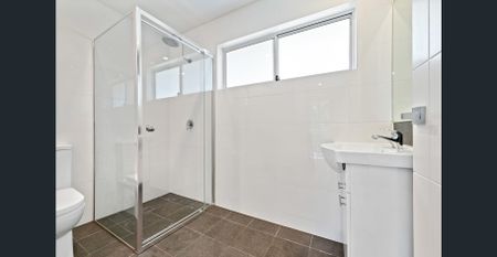 Spacious 2 Bedroom Granny Flat - Photo 5