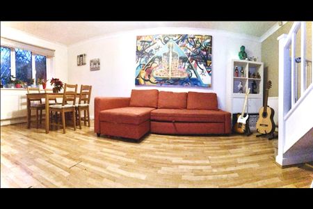 2 Bed Semi-Detached House, Rackham Mews, SW16 - Photo 2