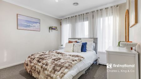 Family Living in a Great Location - Photo 3