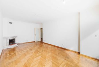 APARTAMENTO T2 NO ARNEIRO - CARCAVELOS